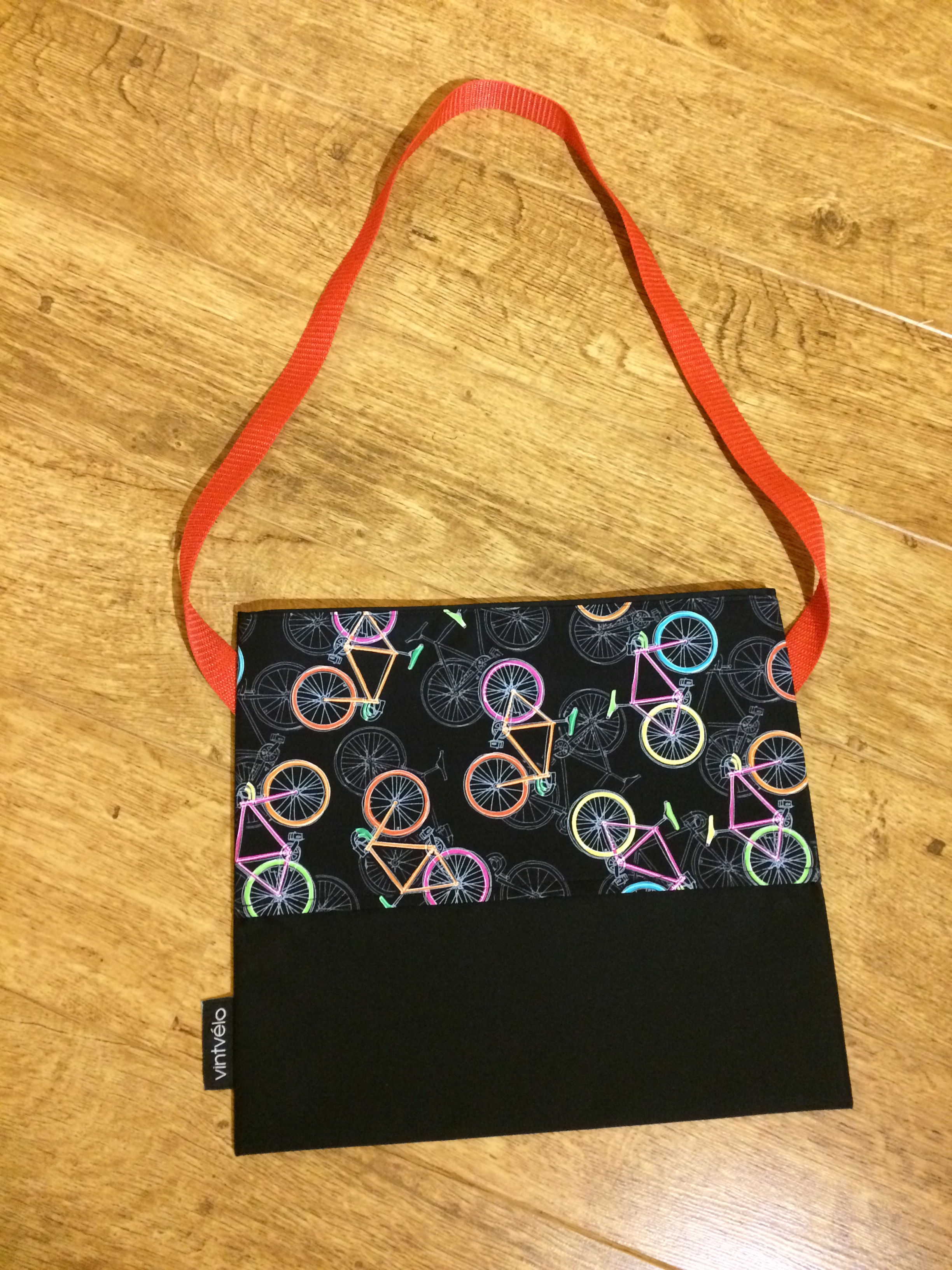 Neon Fixies (Orange) – Cycling musette bag – vintvélo